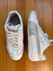 Puma White Low Tops (shoe_004)